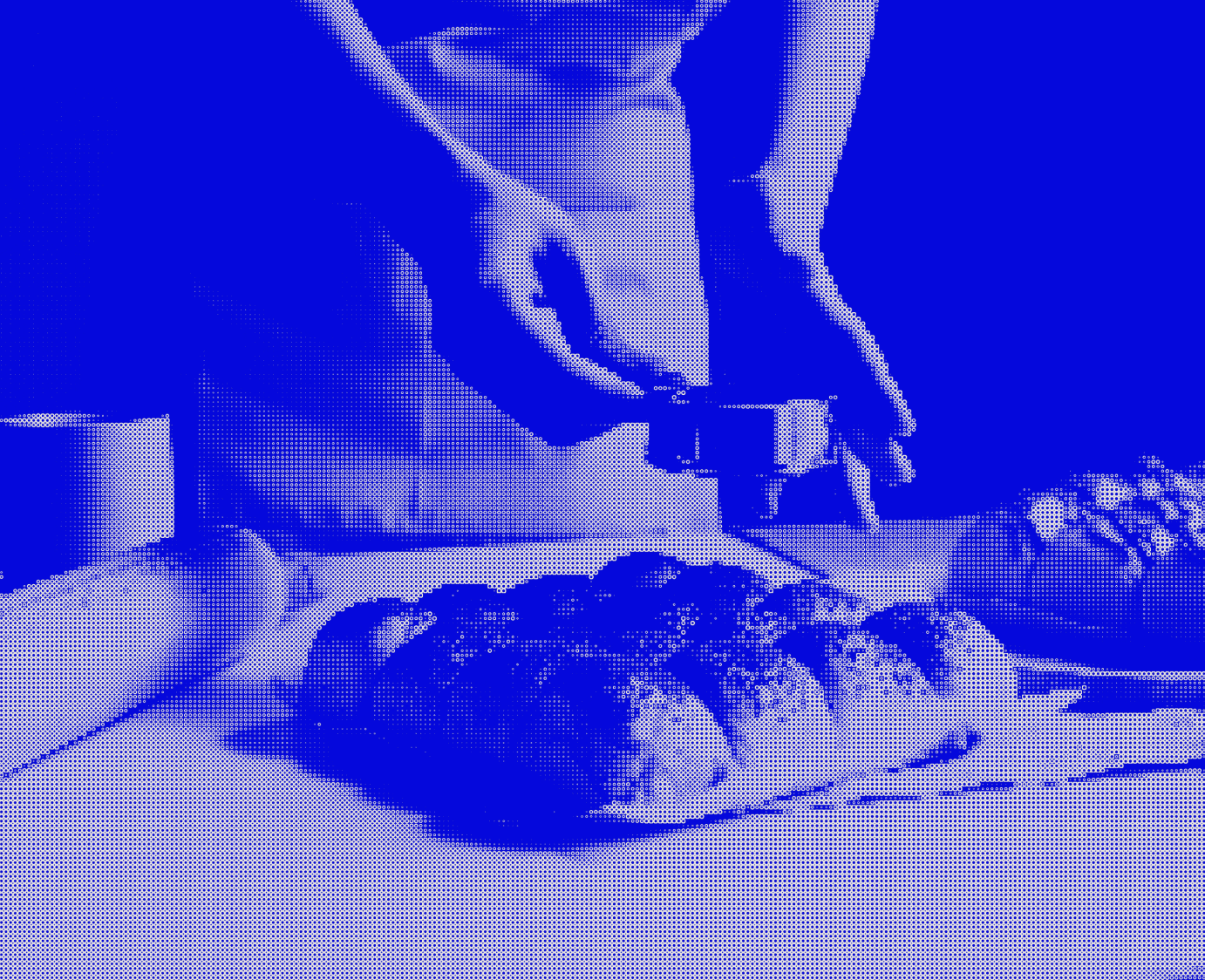 Illustration of a baker preparing a cake.